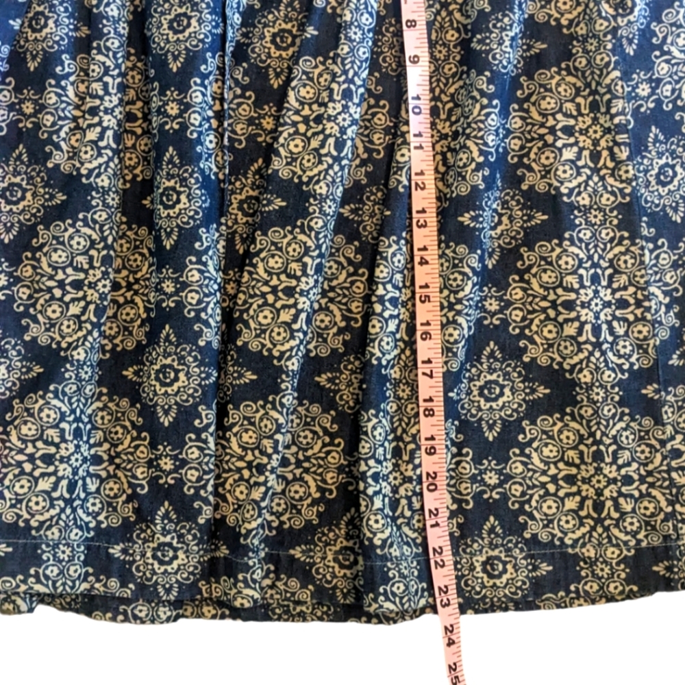 🌸 4/$10 LOFT Denim Midi A-line Skirt w/ White Floral Pattern - Picture 6 of 9